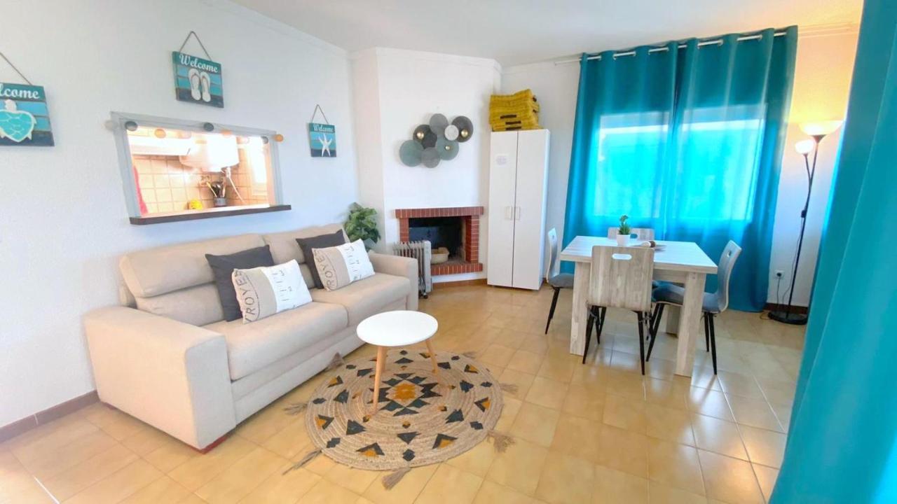 Teules 1 3 Apartment Росес Екстериор снимка